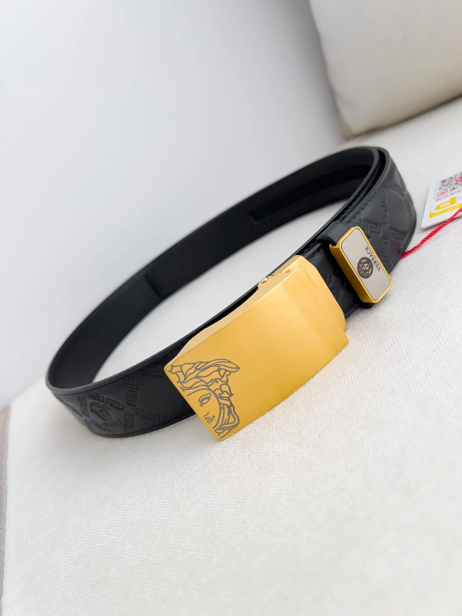 【VERSACE】(ヴェルサーチ) 3.5cmベルト メンズ 240903
