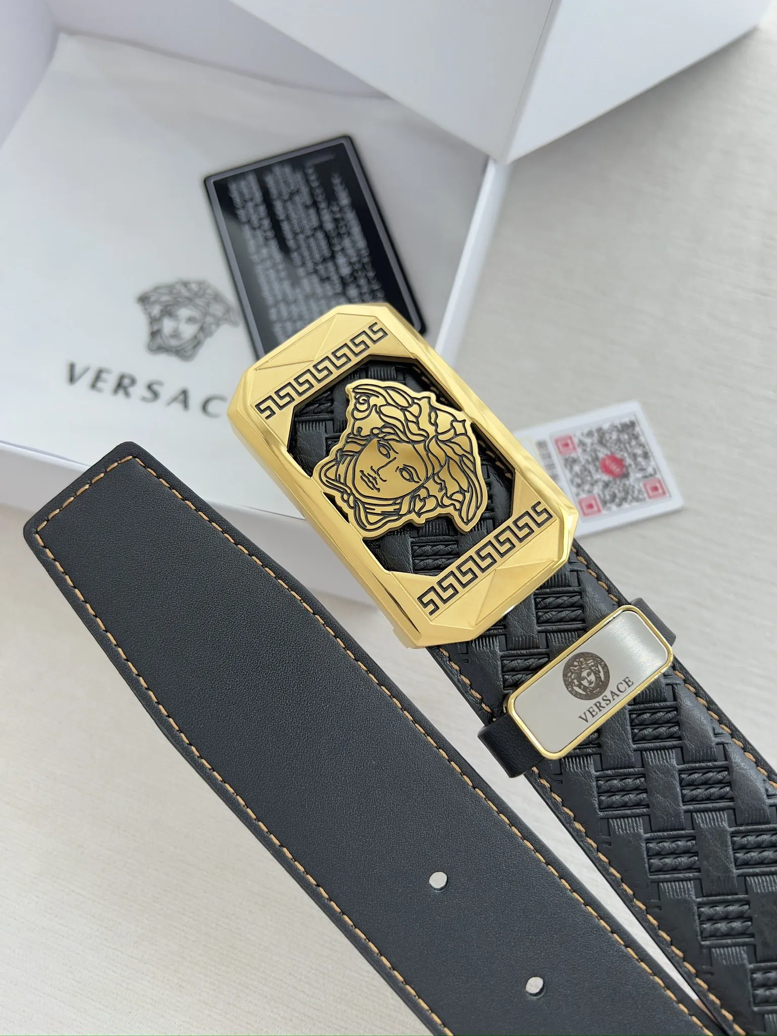 【VERSACE】(ヴェルサーチ) 3.8cmベルト メンズ 24706