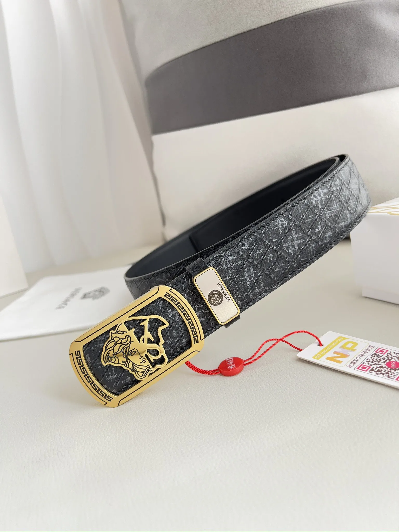 【VERSACE】(ヴェルサーチ) 3.8cmベルト メンズ 24706