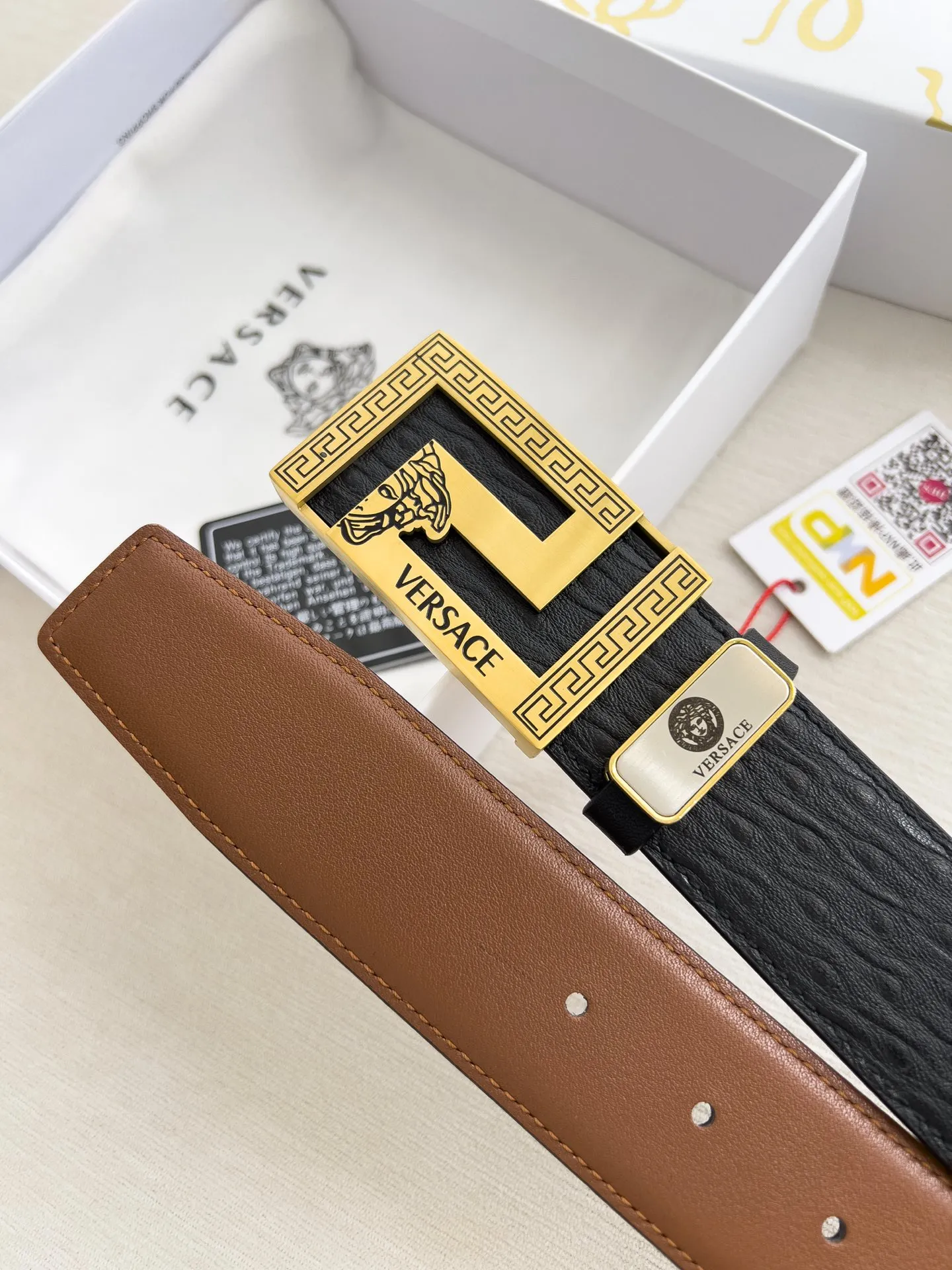 【VERSACE】(ヴェルサーチ) 3.8cmベルト メンズ