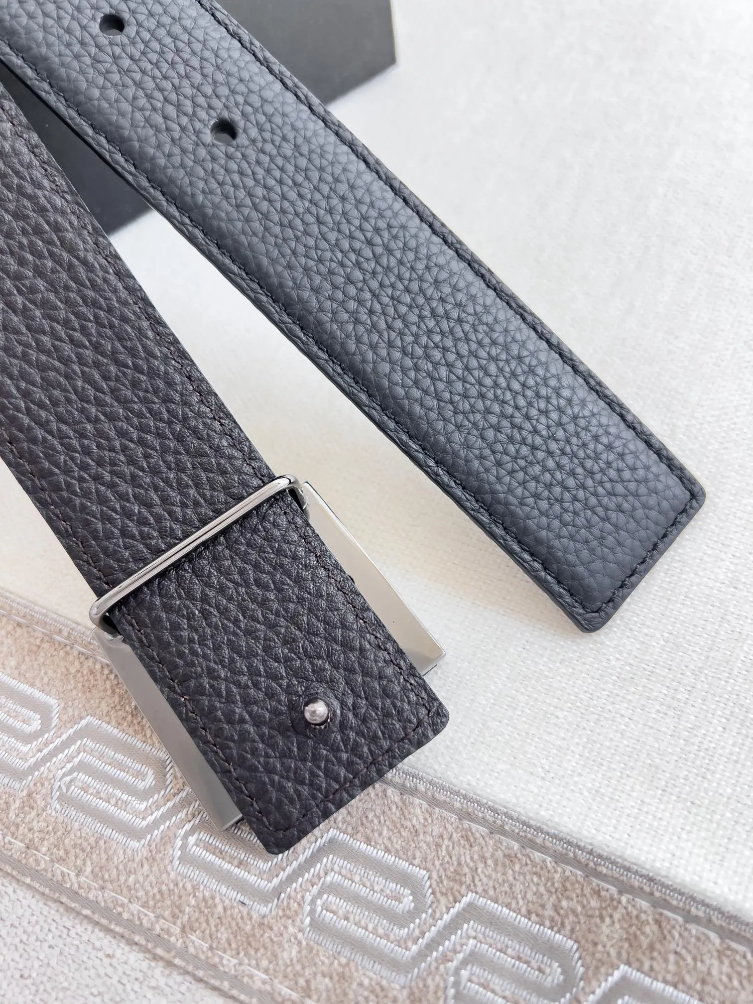 【GIVENCHY】(ジバンシー) 3.5cmベルト メンズ 240903