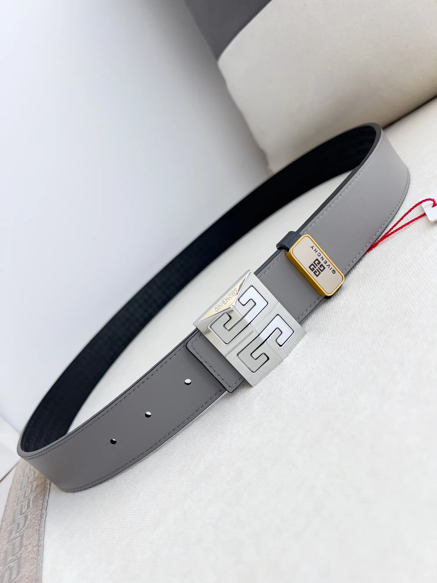 【GIVENCHY】(ジバンシー) 3.5cmベルト メンズ 240903