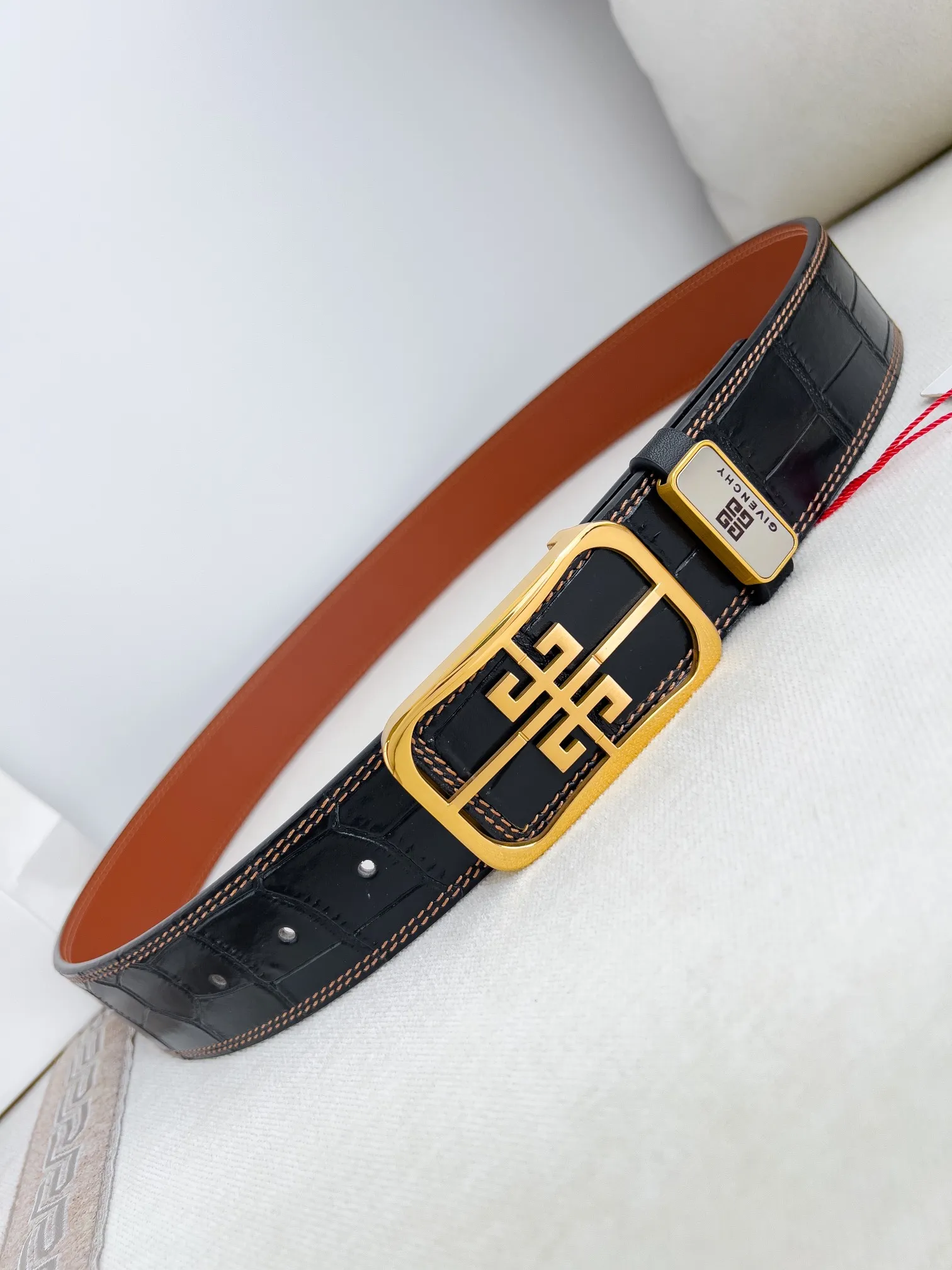 【GIVENCHY】(ジバンシー) 3.8cmベルト メンズ 240903
