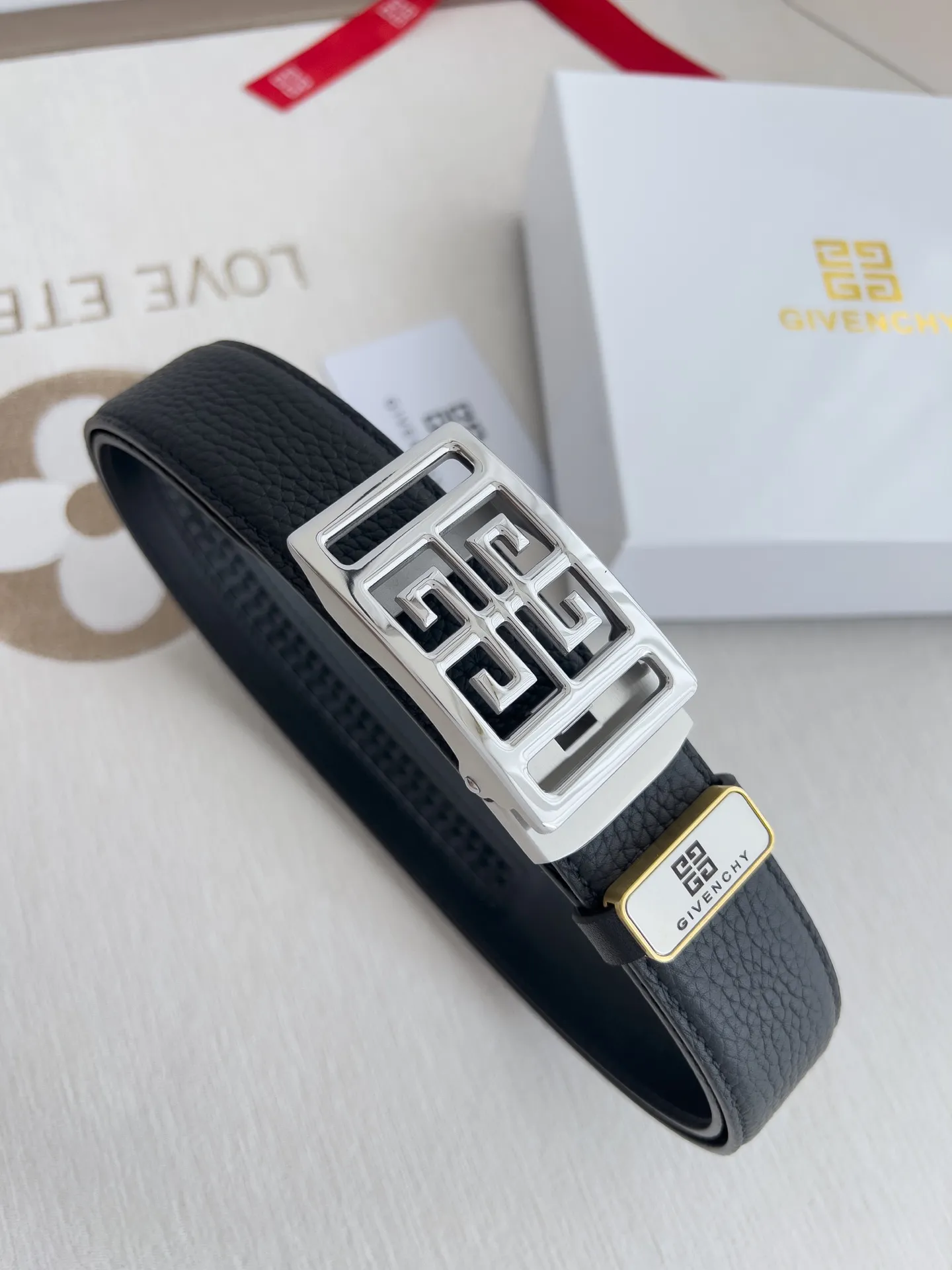 【GIVENCHY】(ジバンシー) 3.5cmベルト メンズ 24706