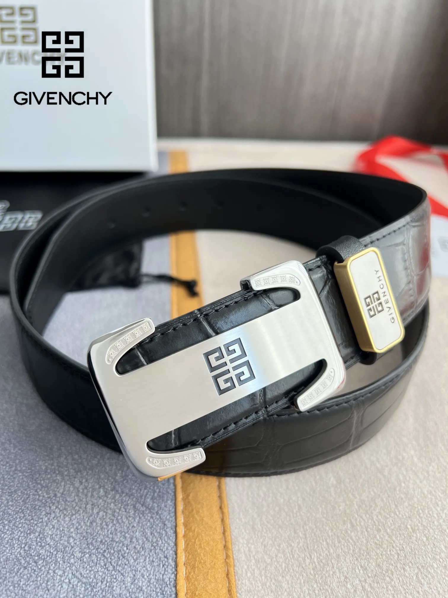 【GIVENCHY】(ジバンシー) 3.5cmベルト メンズ