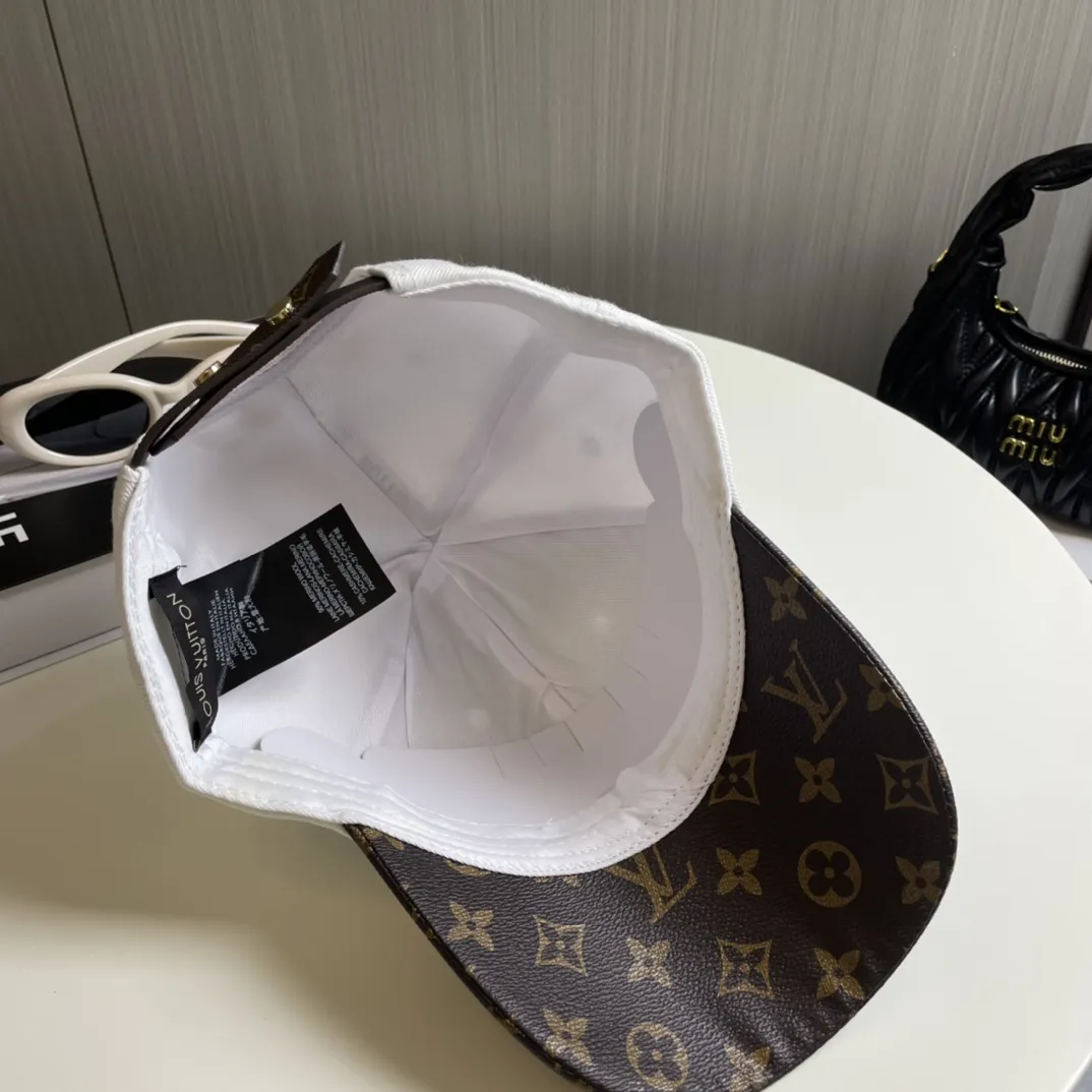 LV 【LOUIS VUITTON  ルイヴィトン】【数量限定】 野球帽 / ハット  241011