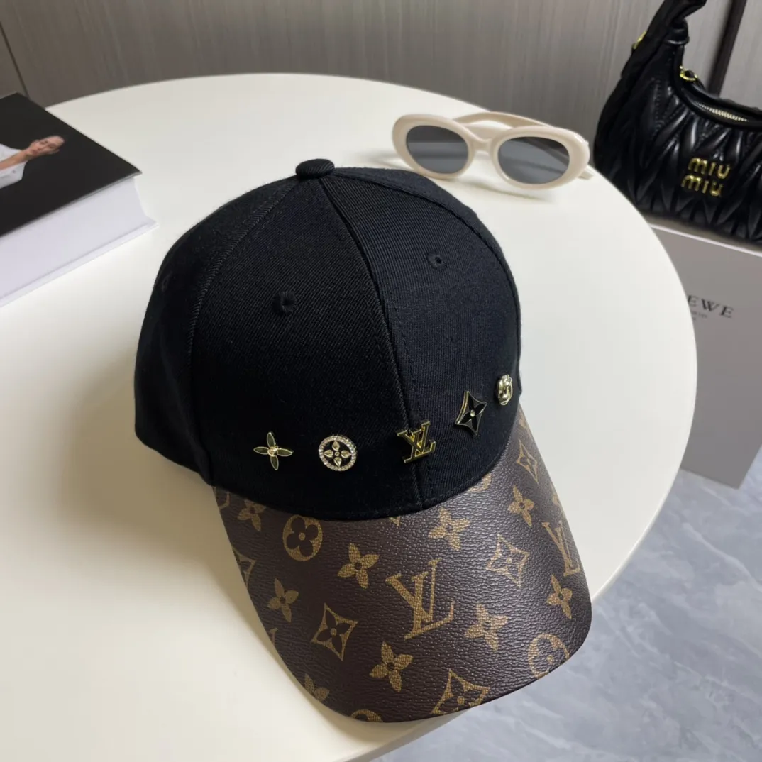 LV 【LOUIS VUITTON  ルイヴィトン】【数量限定】 野球帽 / ハット  241011
