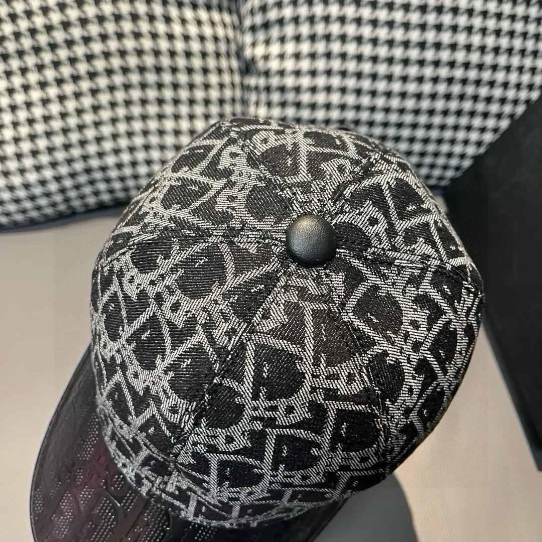 【DIOR  ディオール】【数量限定】 野球帽 / ハット  241010