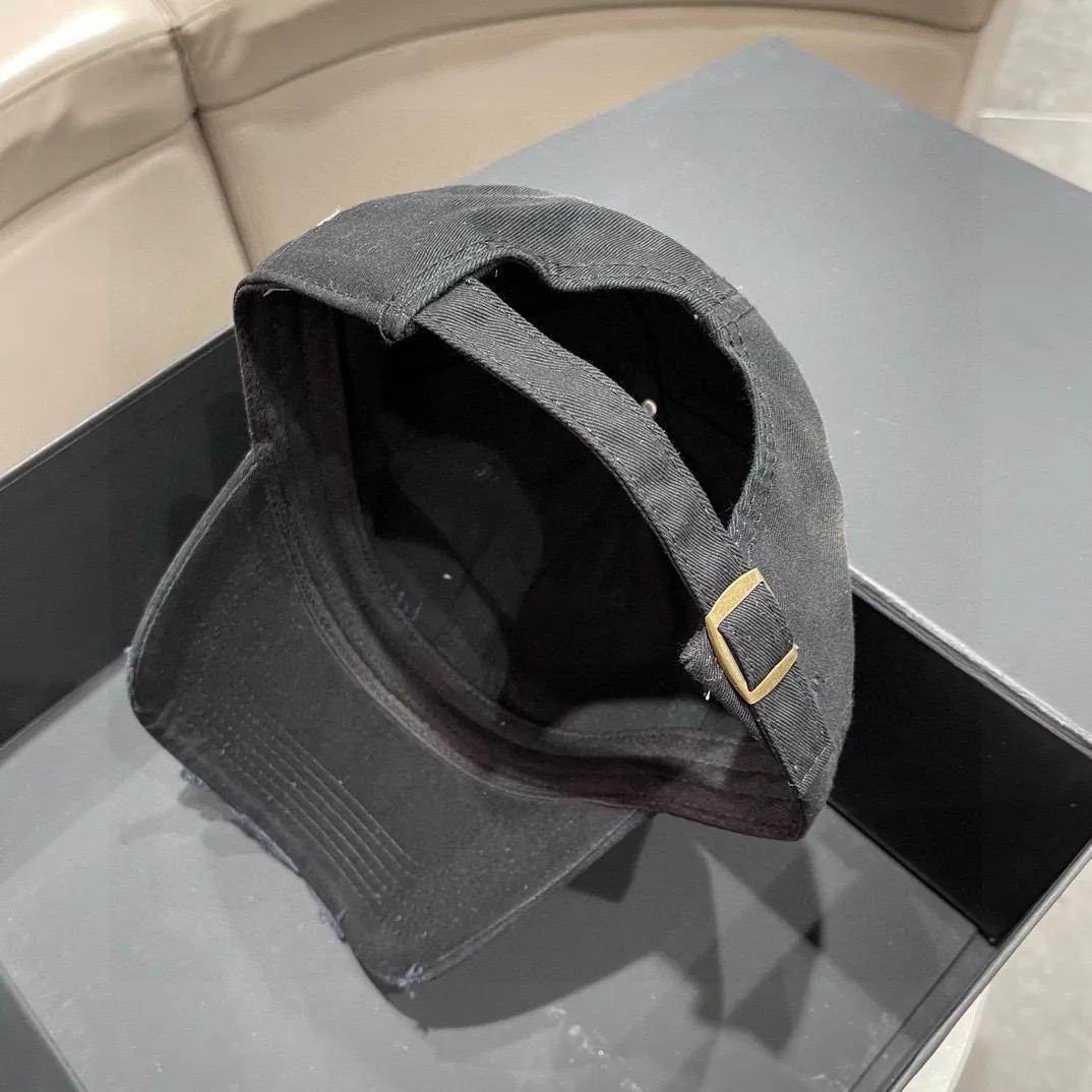 【DIOR  ディオール】【数量限定】 野球帽 / ハット  241010