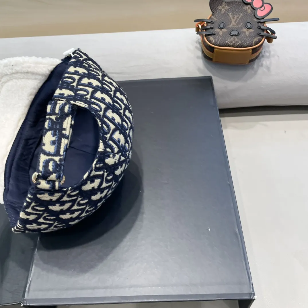 【DIOR  ディオール】【数量限定】 野球帽 / ハット  241010