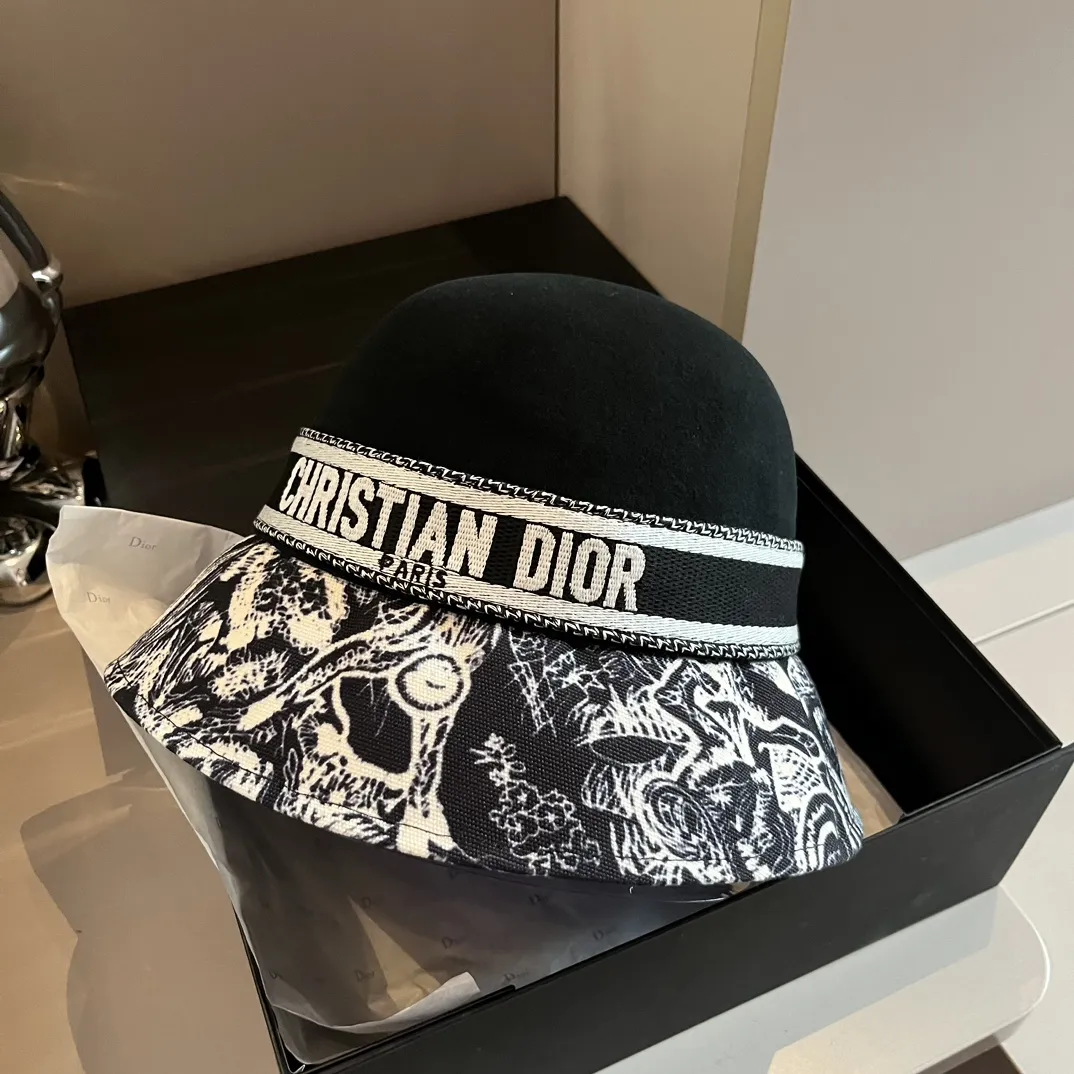 DIOR ( ディオール )フィッシャーマンズハット  241010