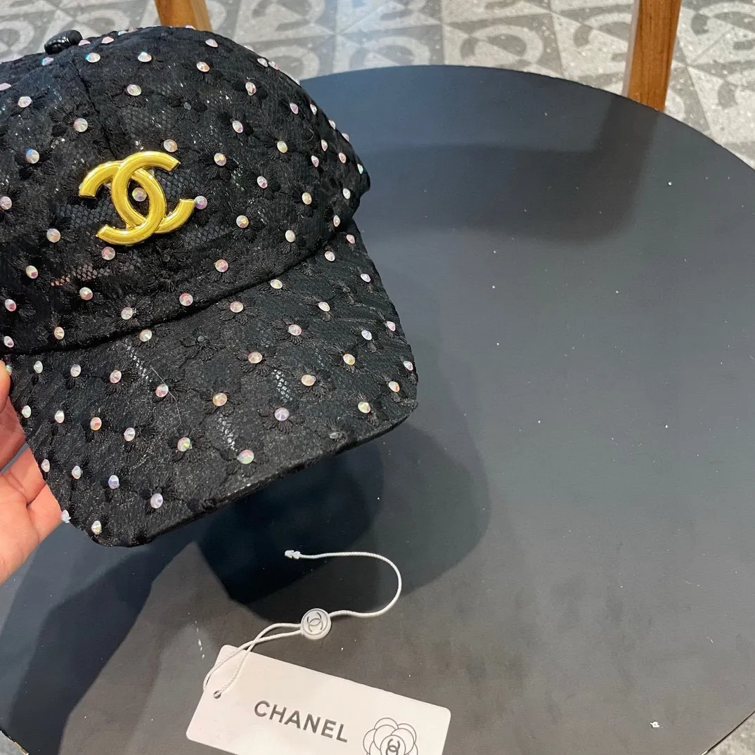 【CHANEL  シャネル】【数量限定】 野球帽 / ハット 240904