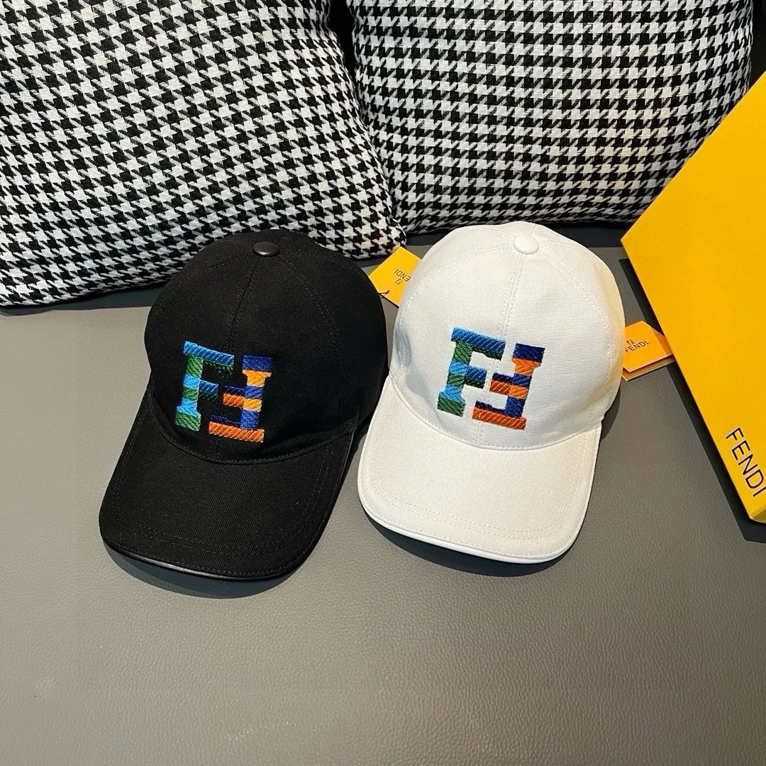 【FENDI  フェンディ】【数量限定】 野球帽 / ハット   241125