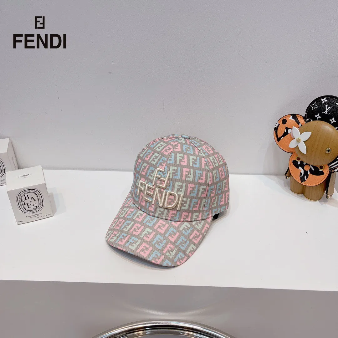 【FENDI  フェンディ】【数量限定】 野球帽 / ハット