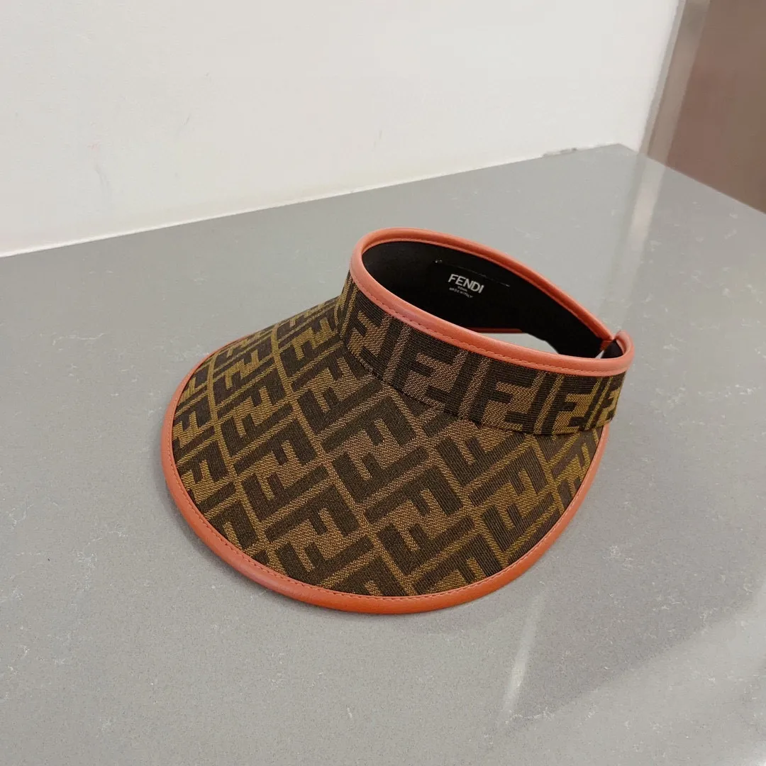 【FENDI  フェンディ】【数量限定】空のシルクハット