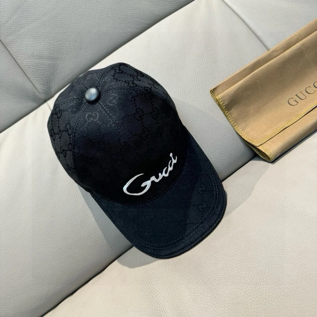 【GUCCI  クッチ 】【数量限定】 野球帽 / ハット  241126