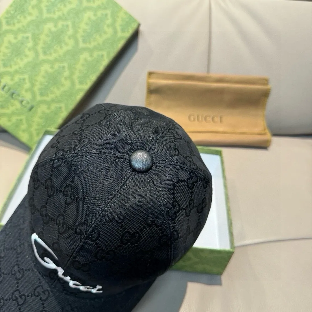 【GUCCI  クッチ 】【数量限定】 野球帽 / ハット  241126