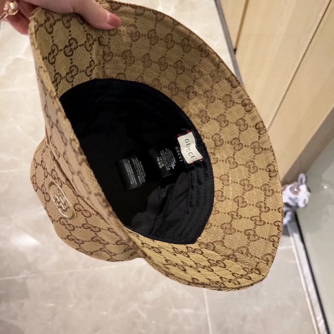 GUCCI(グッチ)フィッシャーマンズハット 240904