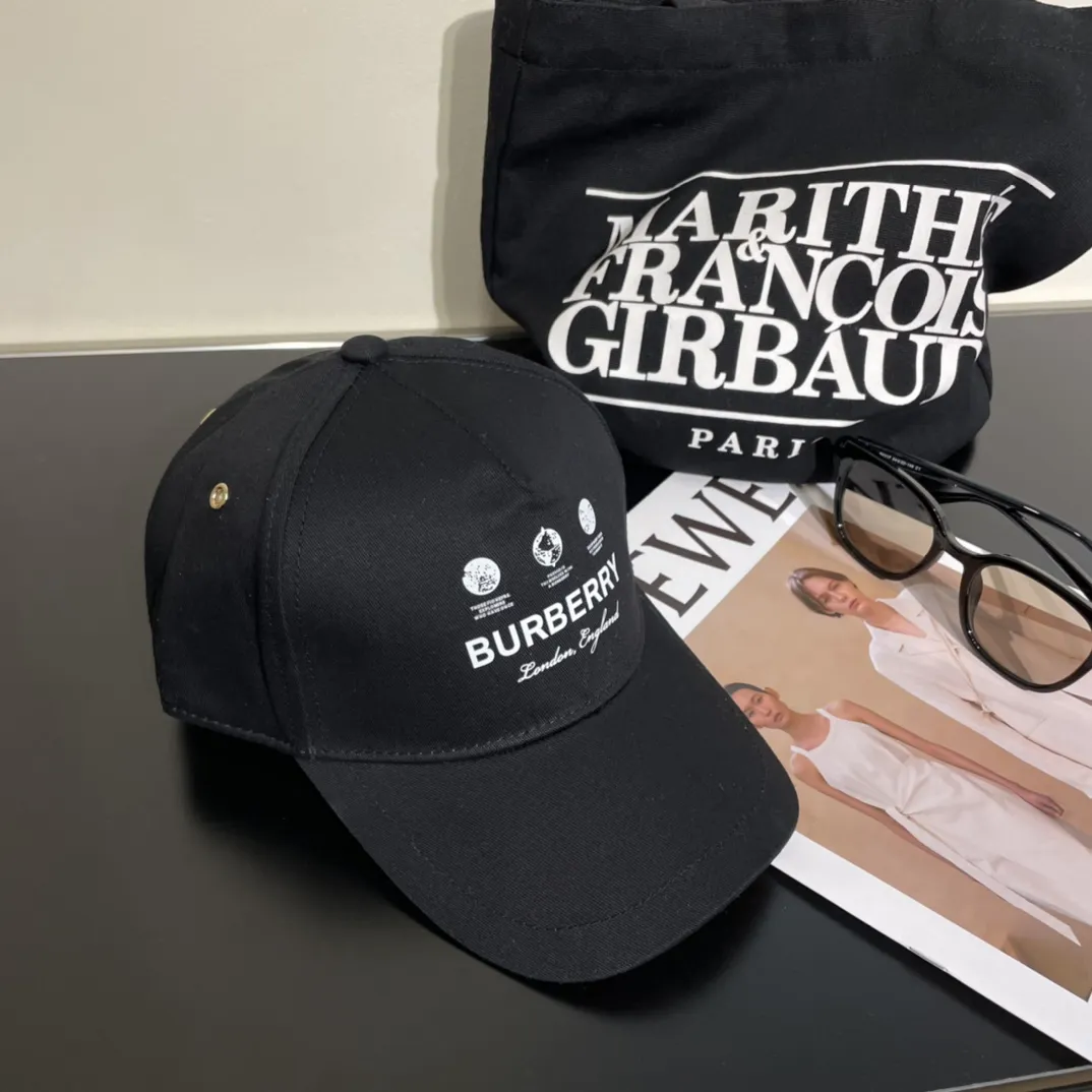 【BURBERRY  バーバリー】【数量限定】 野球帽 / ハット 241011