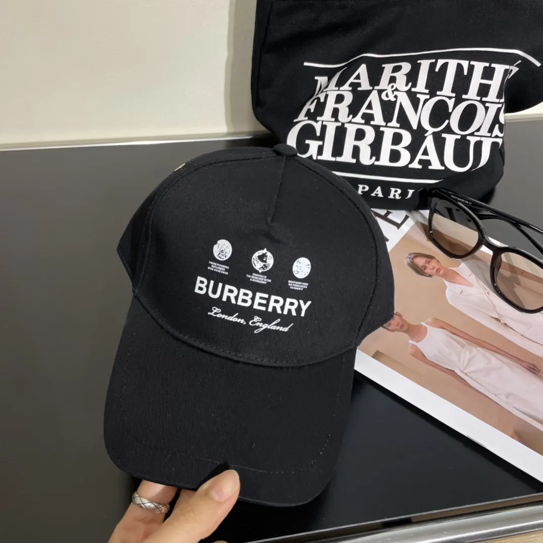 【BURBERRY  バーバリー】【数量限定】 野球帽 / ハット 241011