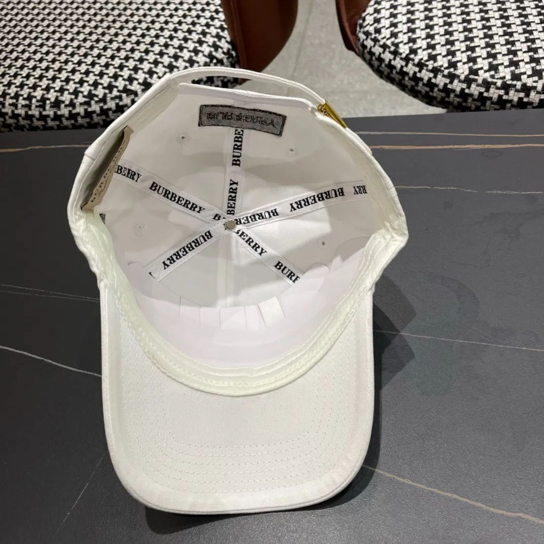 【BURBERRY  バーバリー】【数量限定】 野球帽 / ハット 241011