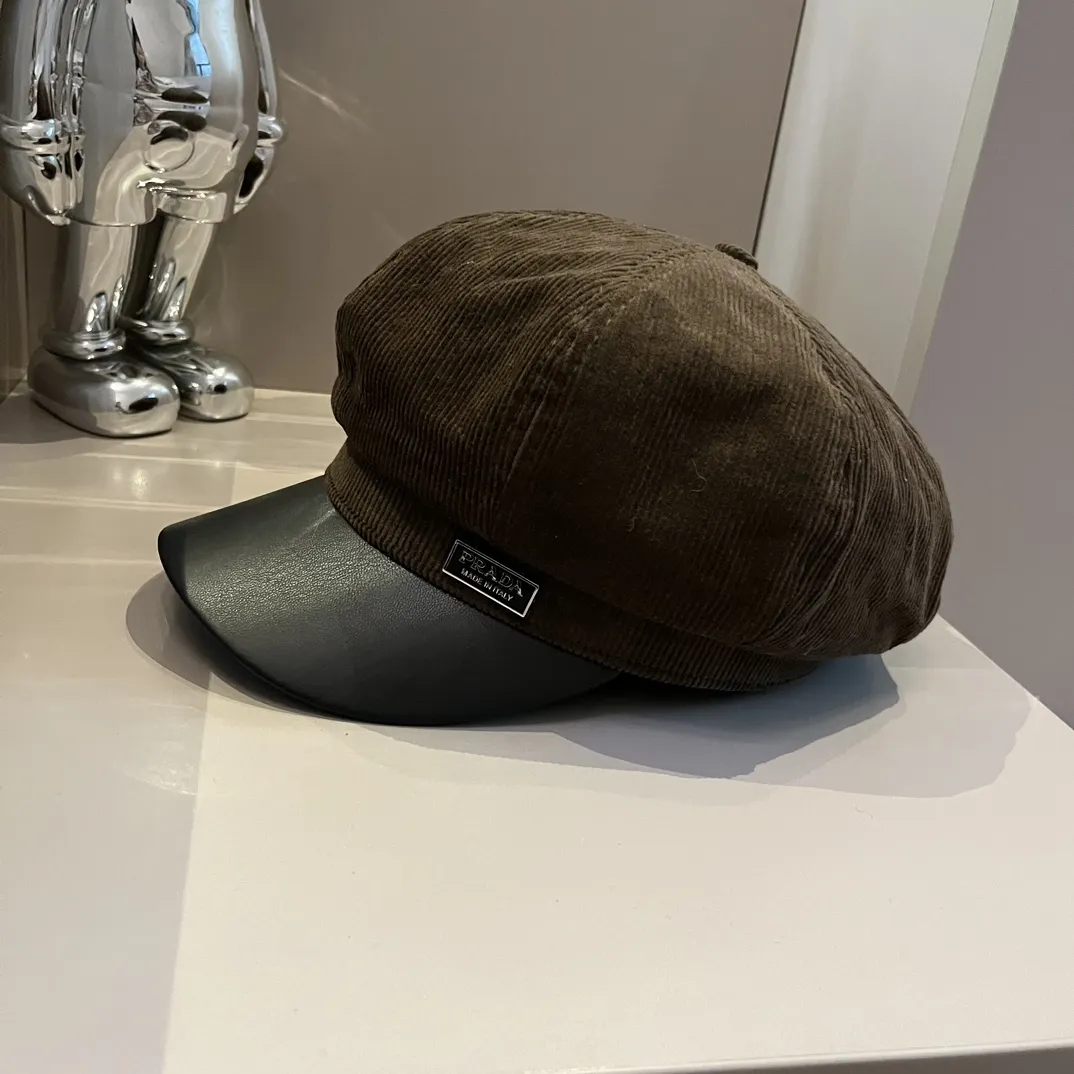 【PRADA  プラダ】【数量限定】 野球帽 / ハット