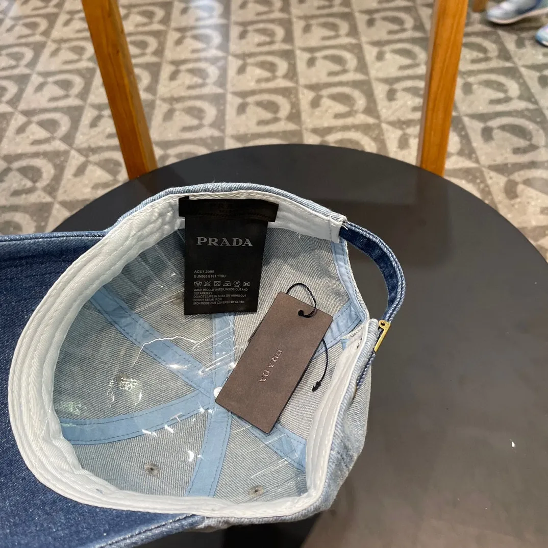 【PRADA  プラダ】【数量限定】 野球帽 / ハット