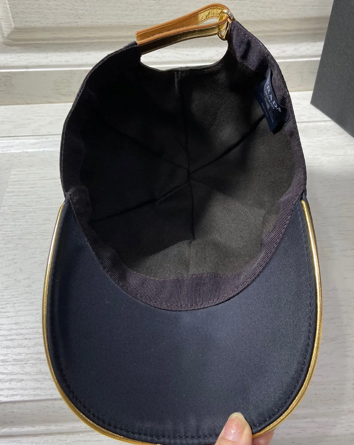 【PRADA公式 旗艦店】（プラダ)ベースボールキャップ