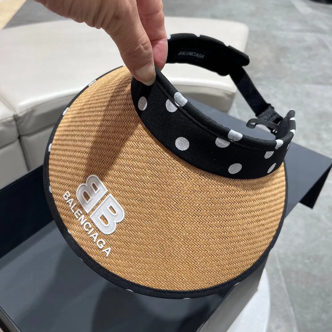 【BALENCIAGA  バレンシアガ】【数量限定】空のシルクハット