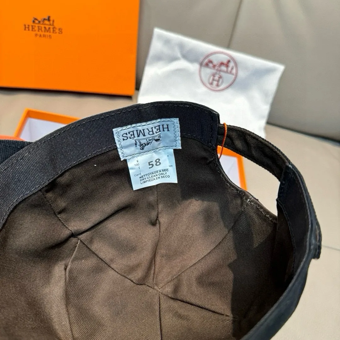 【HERMES  エルメス 】【数量限定】 野球帽 / ハット  241126