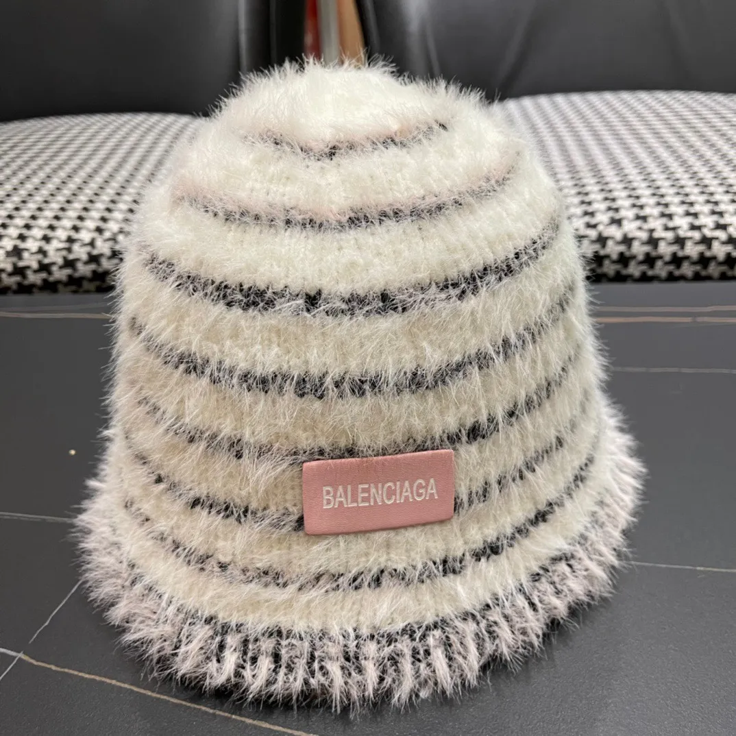 MONCLER (モンクレール )フィッシャーマンズハット   241126
