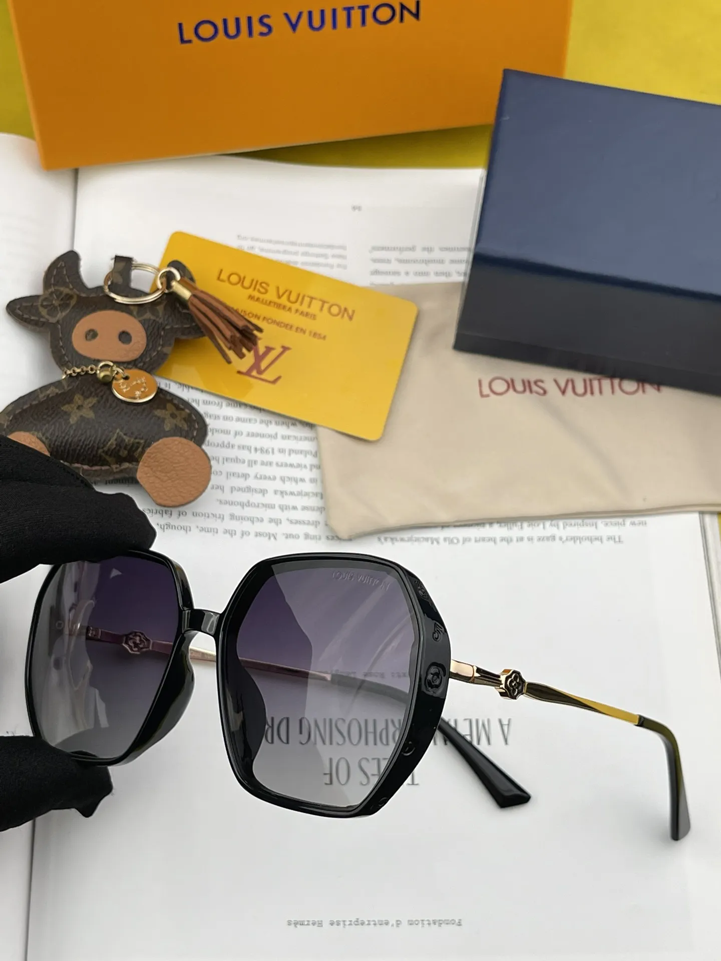 LOUIS VUITTON (  ルイヴィトン ) サングラス