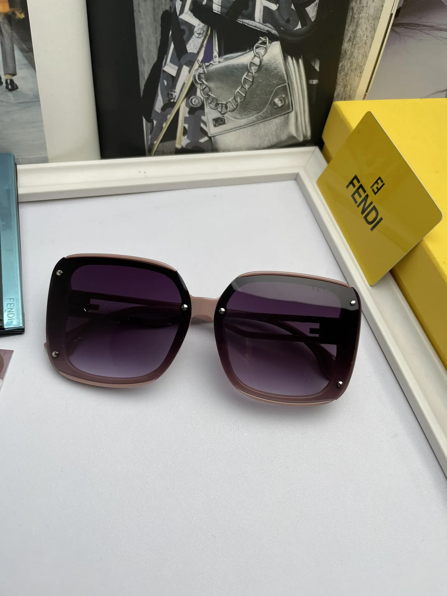 FENDI(  フェンディ ) サングラス