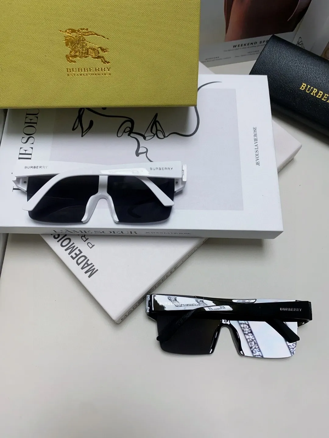 BURBERRY(バーバリー) サングラス  241014
